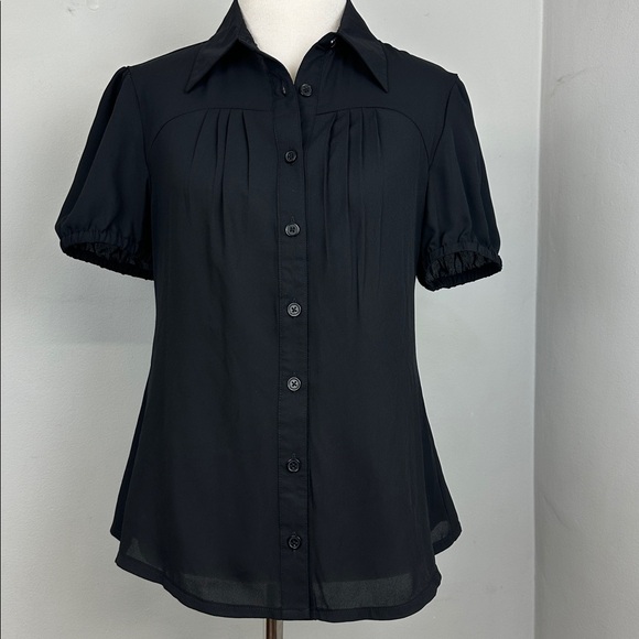 NWOT Unique Vintage Black Retro Gothic Pleated Blouse Sz M - Picture 1 of 6